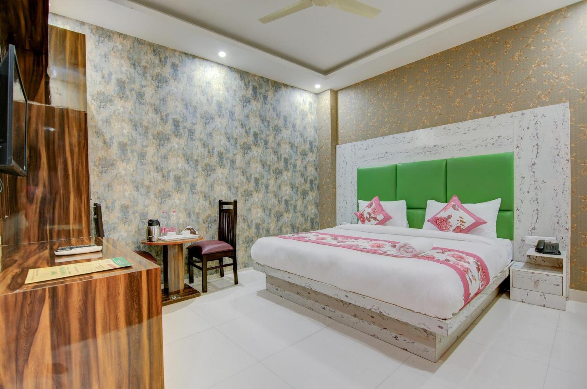 Hotel Smart Signature By Smart Group นิวเดลี ภายนอก รูปภาพ